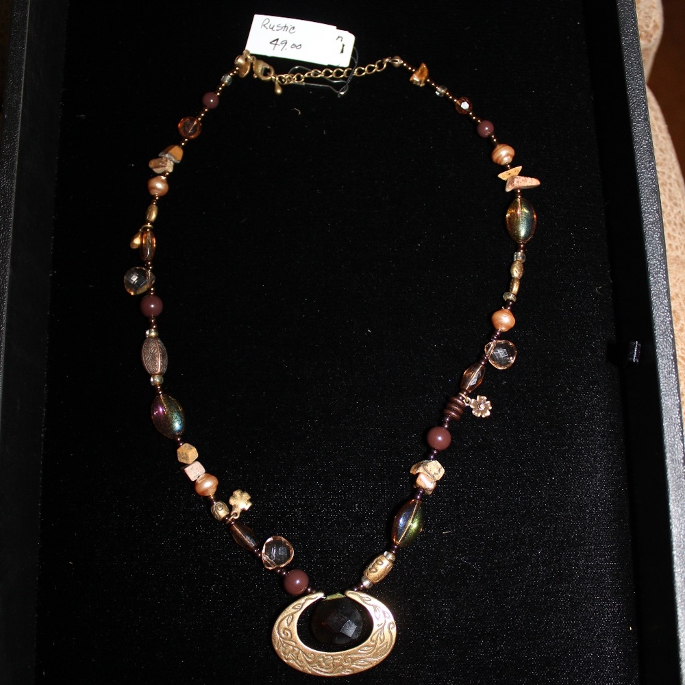 Premier Designs Rustic Necklace